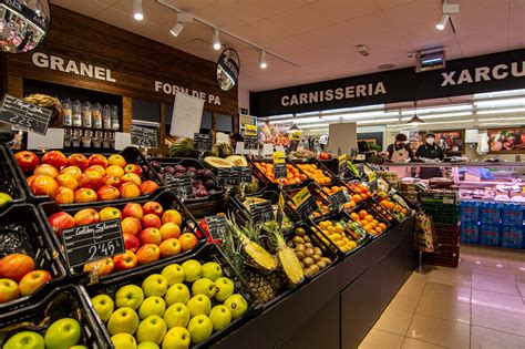 Supermercat Llobet .